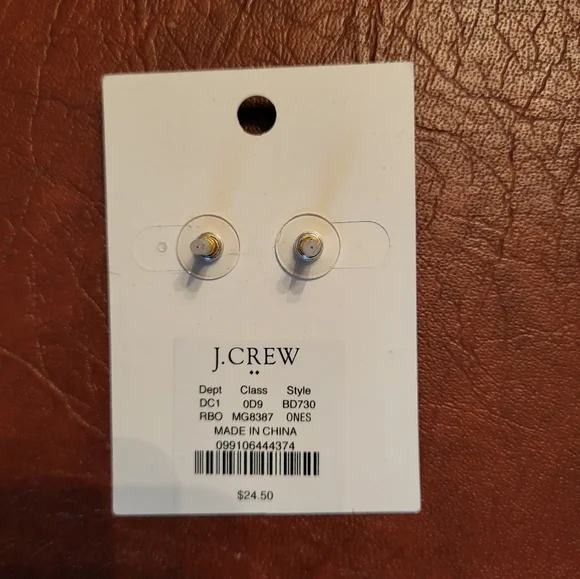 NWT RAINBOW 🌈 BOW EARRINGS! - Picture 2 of 4